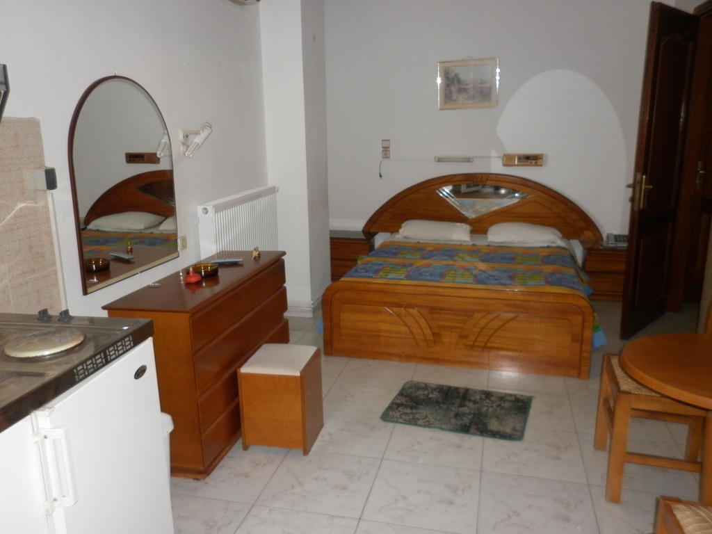 Miramare Hotel Lakkíon Zimmer foto