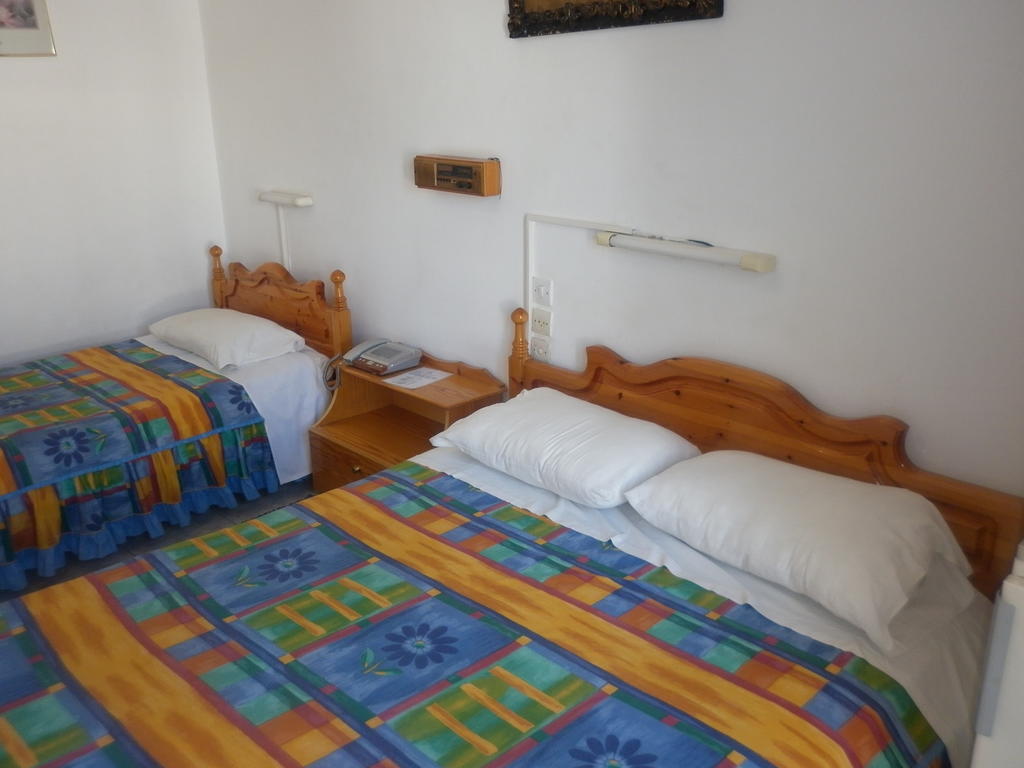 Miramare Hotel Lakkíon Zimmer foto