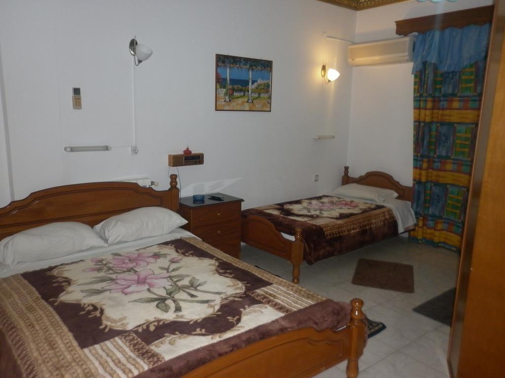 Miramare Hotel Lakkíon Zimmer foto